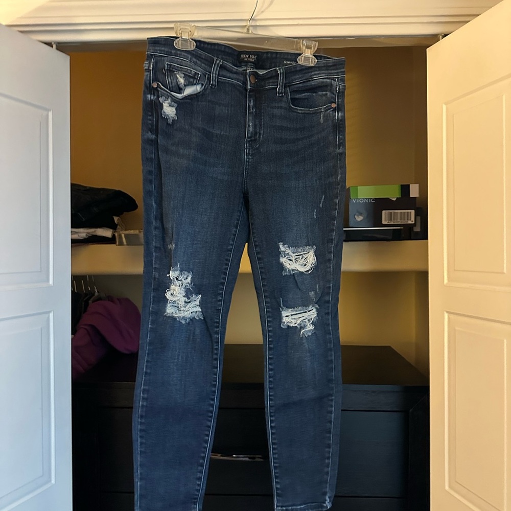Judy Blue Dark Wash Distressed Skinny Jeans